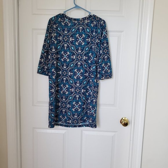 Dress - Picture 4 of 4